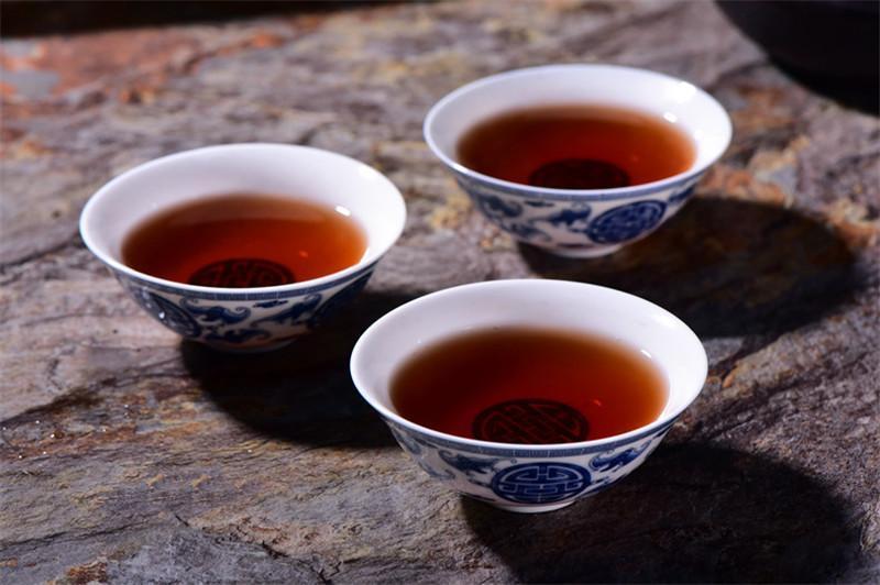 357g Yunnan Wild Puerh Ripe Tea Puer Tea Golden Bud Pu Er Palace Seven Cakes Tea