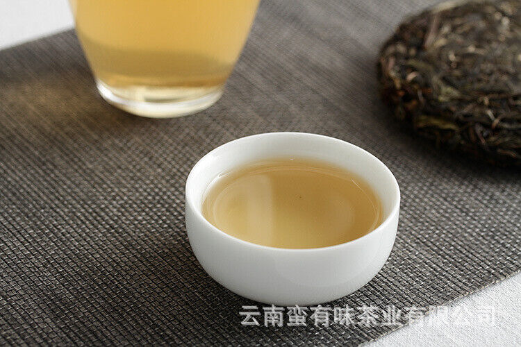 100g Yunnan Pu'er Tea Big Tree Old Tree Tea Xigui Small Cake Raw Healthy Tea