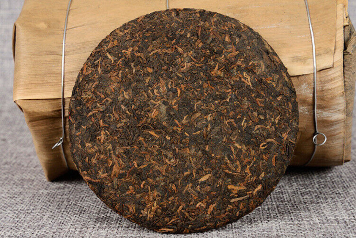 100g*3 Yunnan Pu'er Tea Leaves Icelandic Ancient Tree Organic Ripe Tea Cake