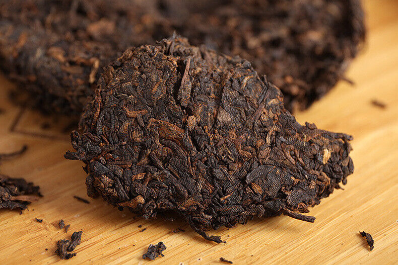 100g Yunnan Raw Material Puerh Cake Tea Golden Bud Small Cake Palace Ripe Tea