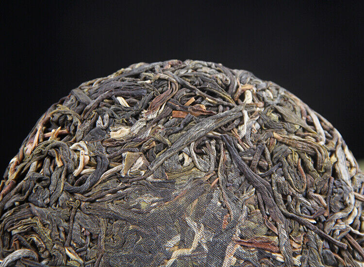 100g Yunnan Menghai Sleeping Deer Mountain Sun Green Pu'er Raw Tea Cake