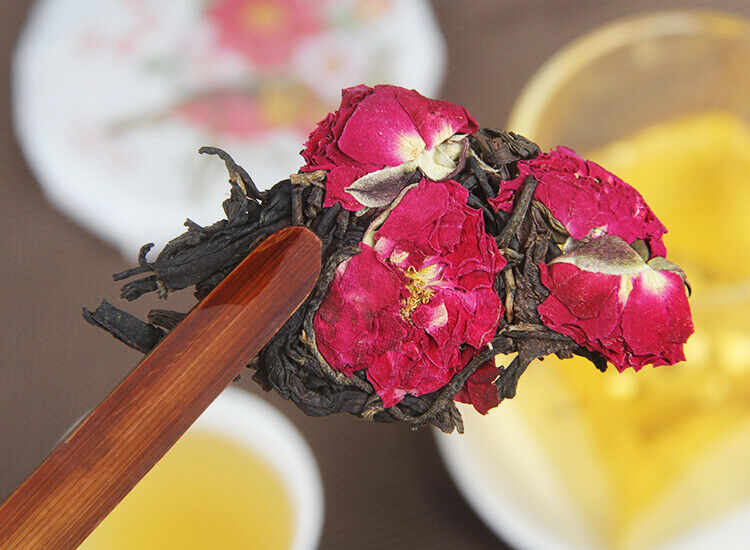 100g Yunnan Old Tea Tree Red Rose Black Tea Fengqing Dian Hong Rose Tea Cake