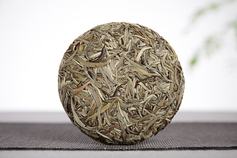 100g  Moonlight White Old White Tea, Yunnan Baihao Silver Needle Tea Cake