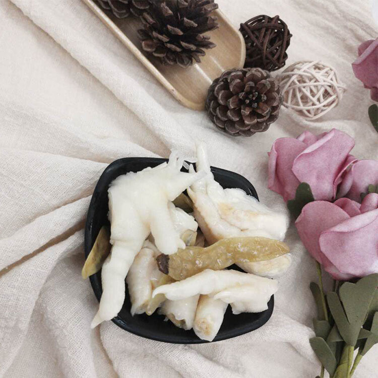 100g Spicy Wild Pepper Ready-to-Eat Treat Pickled Chicken Feet Snack