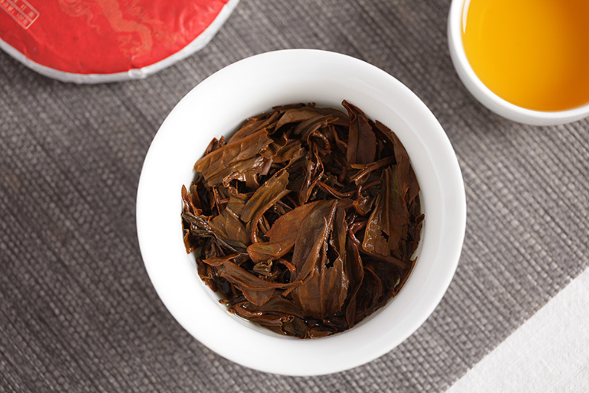 100g Yunnan Red Tea Yunnan Red Tea Red Run Small Cake Big Tree Black Tea Cake