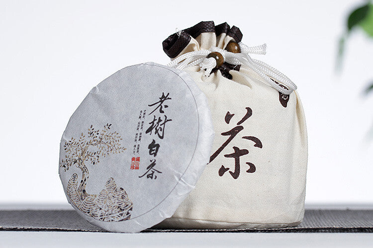 100g Yunnan Weißer Tee – Alte Baum Teeblätter, Tortenform