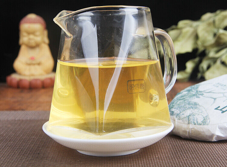 100g Yunnan Menghai Sleeping Deer Mountain Sun Green Pu'er Raw Tea Cake