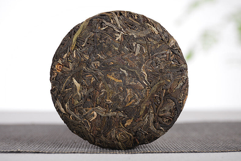 100g Small Iceland Puerh Raw Tea Large Old Tree Tea Cake Yunnan Puerh Tea