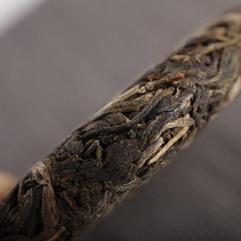 100g Yunnan Raw Puerh Tea Cake Iceland Pu-erh Shengcha Big Leaf Pu'er Green Tea