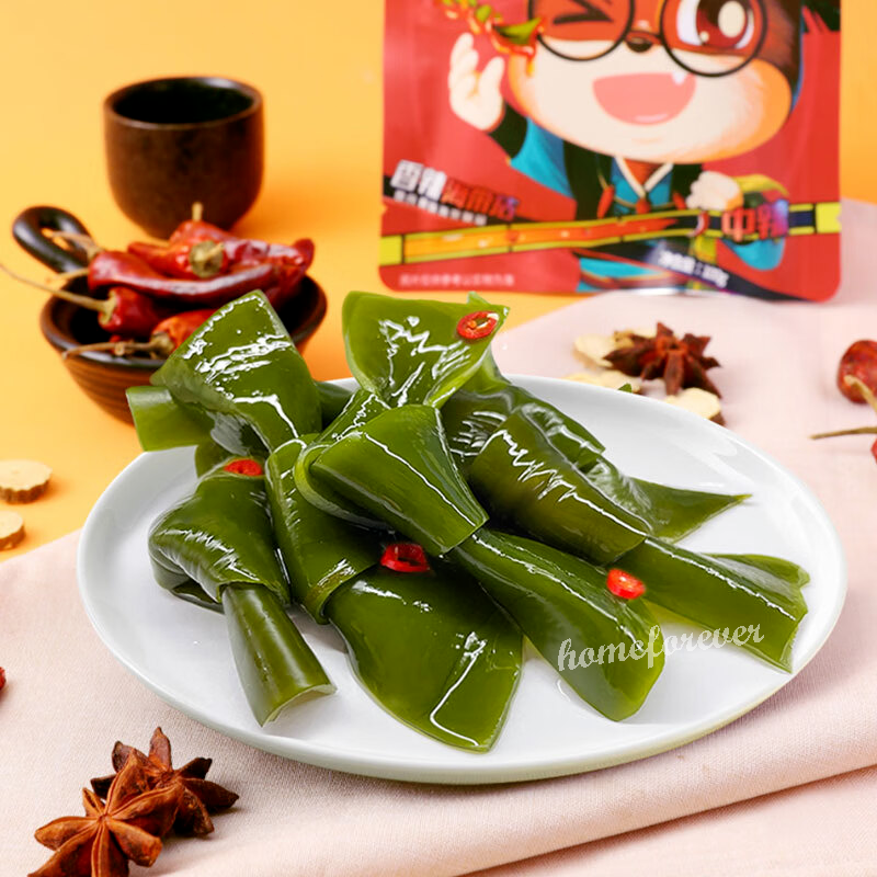三只松鼠香辣海带结 Three Squirrels Seaweed Knots Chinese Spicy Snacks Party Food 100g x 3