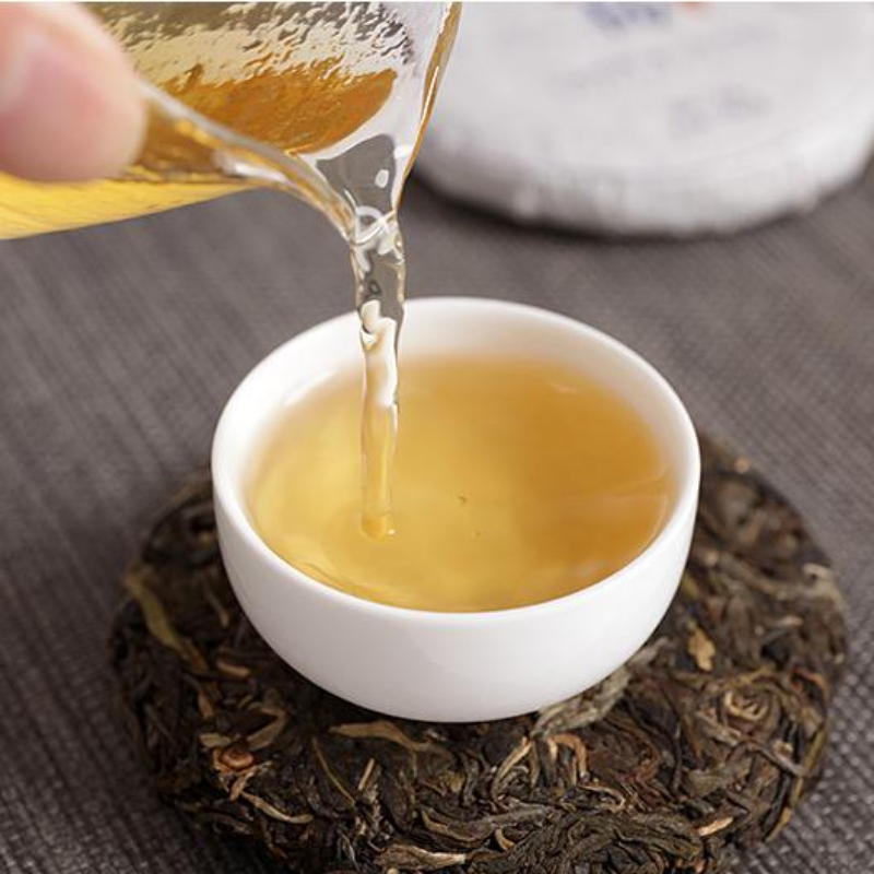 100g Yunnan Raw Puerh Tea Cake Iceland Pu-erh Shengcha Big Leaf Pu'er Green Tea