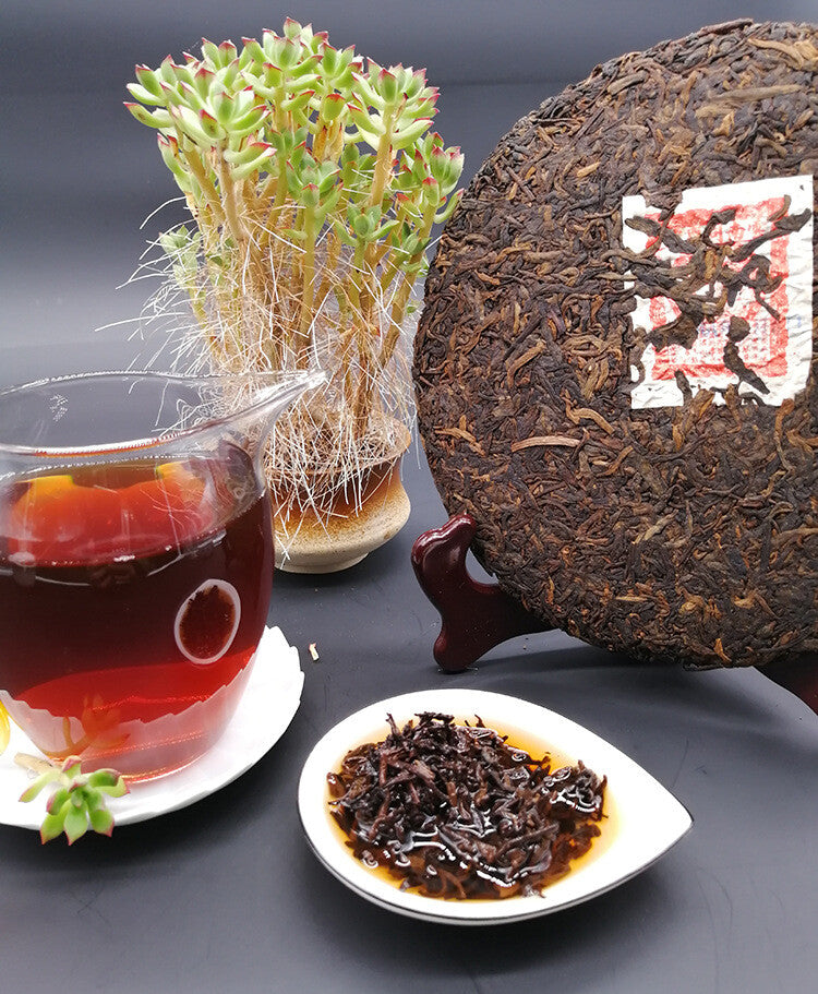 Yunnan Tong Qing Hao Yiwu Mt. Old Tea Puerh Tea Cake Ripe Puer Cooked 357g