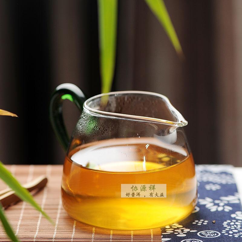Dayi 7542 Puerh Raw Tea Cake Yunnan Pu-erh Sheng Tea Pu'er Green Slimming Tea