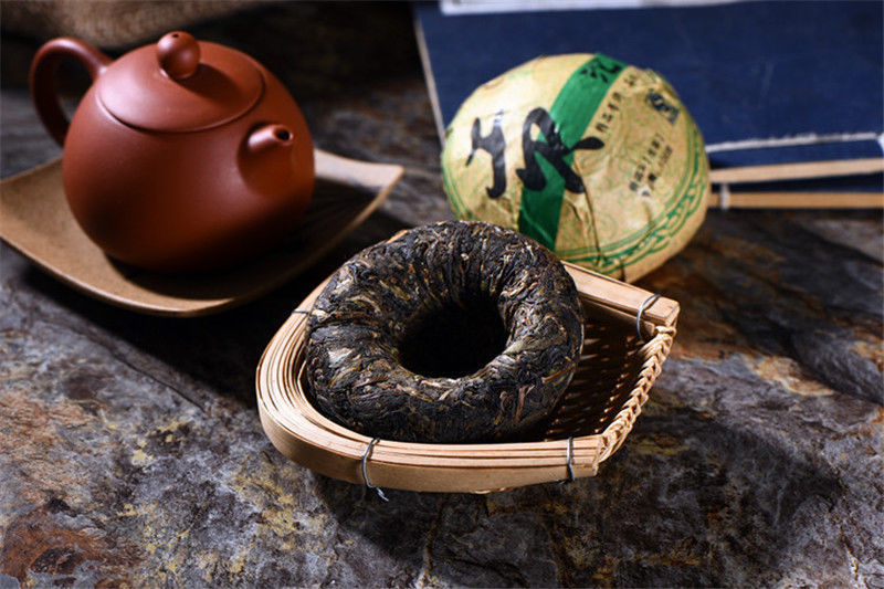 100g Yunnan Old Tea Tree Puer Tea Cakes Shen Pu'er Tea Cake Raw Pu-erh Tea Green Tea