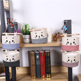 Retro Style and Water Proof Design New Cotton Cartoon Cat Hanging Storage Bag