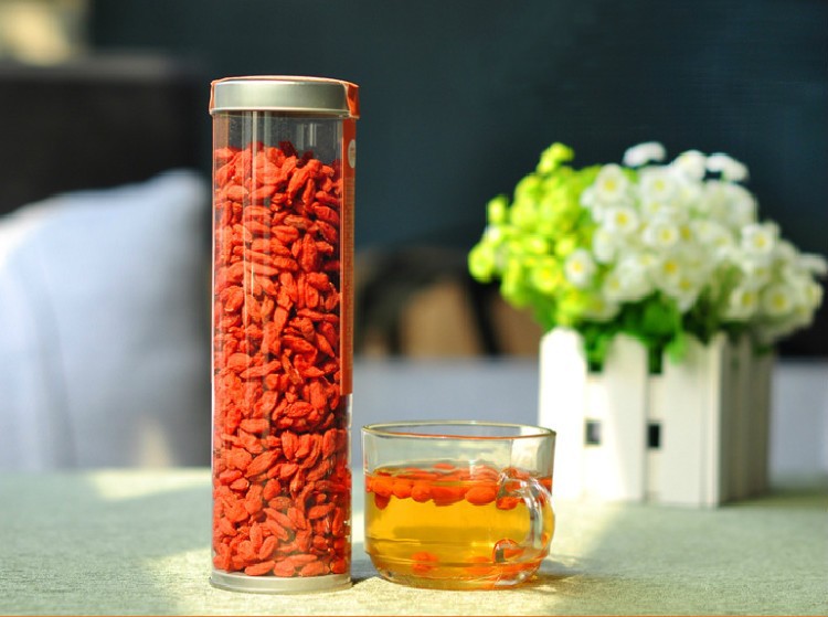 250g New Dried Goji Berries Nespera Wolfberry Chinese Organic Gouqi Herbal Tea
