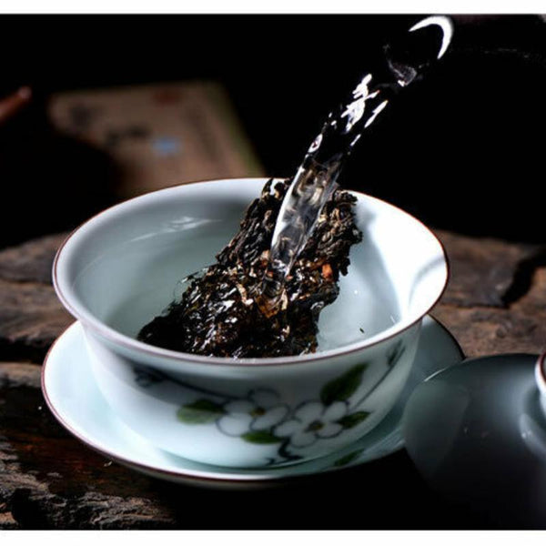 CIFbuy Golden Peacock * 2015 Li Ming Spark Pu-erh Tea Cake 357g Raw Puerh Tea Puer