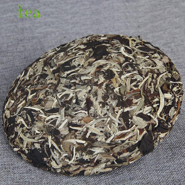 CIFbuy Yunnan Tea "Lunar White Cake" Pu'er from Jingmai Mountain Ancient Tree, 357g, Precious White Tea
云南茶月白饼普洱景迈山古树白茶357g珍品