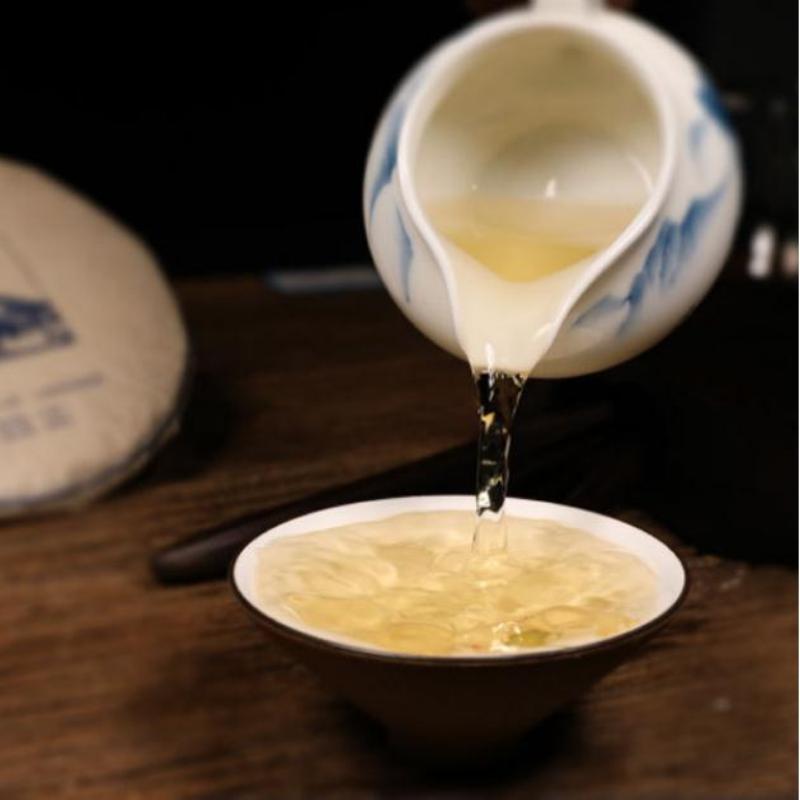 CIFbuy 200g Yiwu Puerh Raw Tea Yunnan Spring Pu-erh Shengcha Organic Pu'er Green Tea