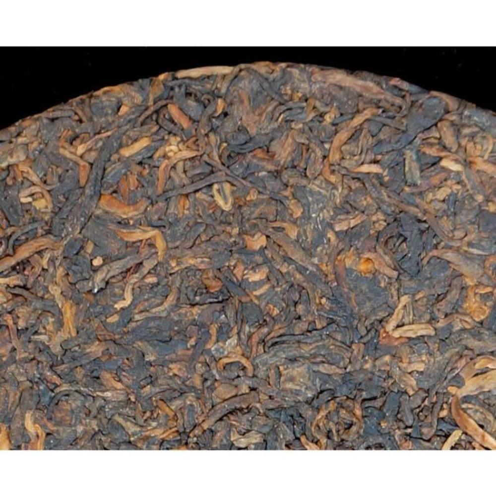 CIFbuy Yunnan Menghai Brown Mountain Ancient Tree Ripe Puer Seven Seeds Tea Cake 357g
云南勐海布朗山古树熟普洱七子饼茶357克
