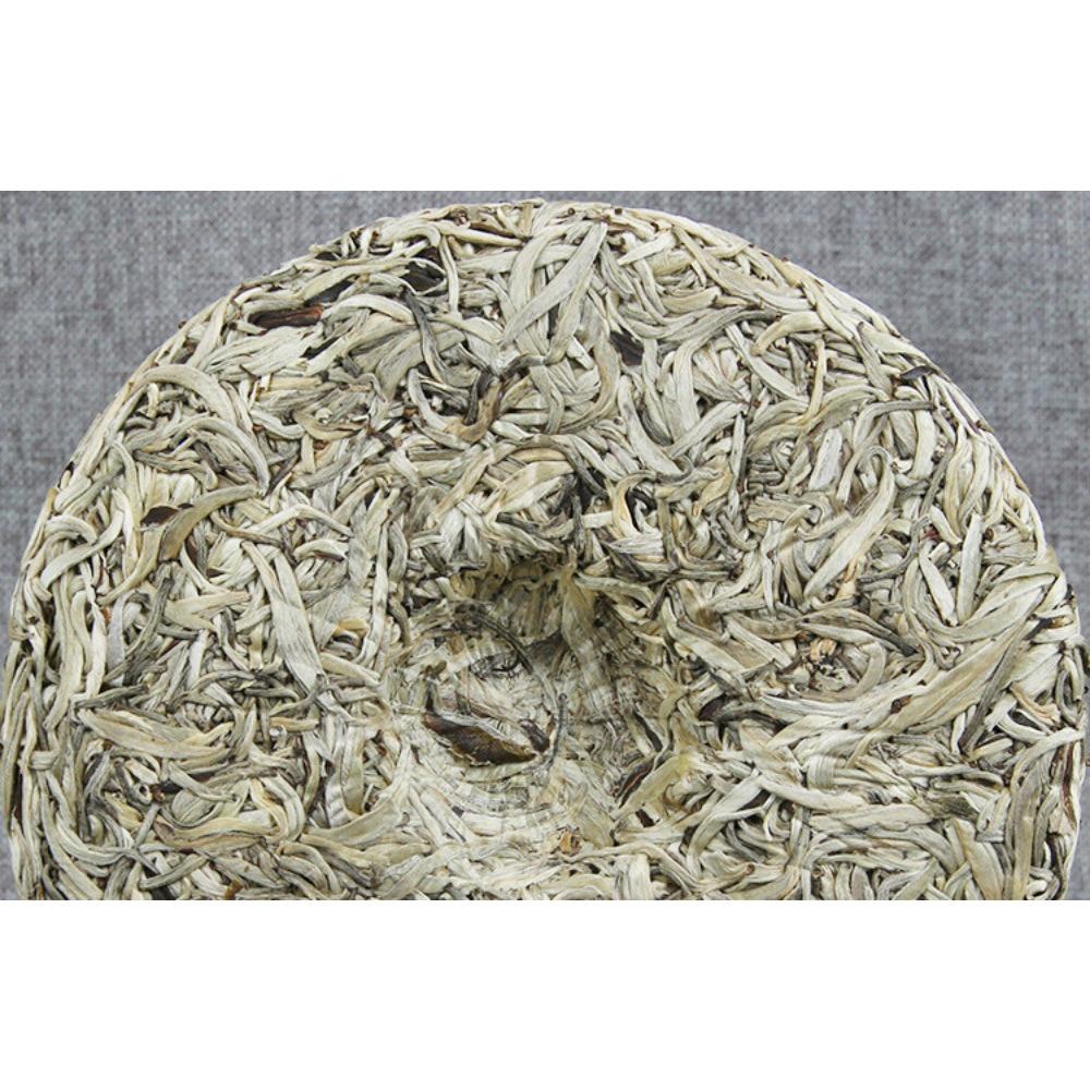 CIFbuy Yunnan Silver Needle White Tea Ancient Tree Moonlight White Single Buds 357g