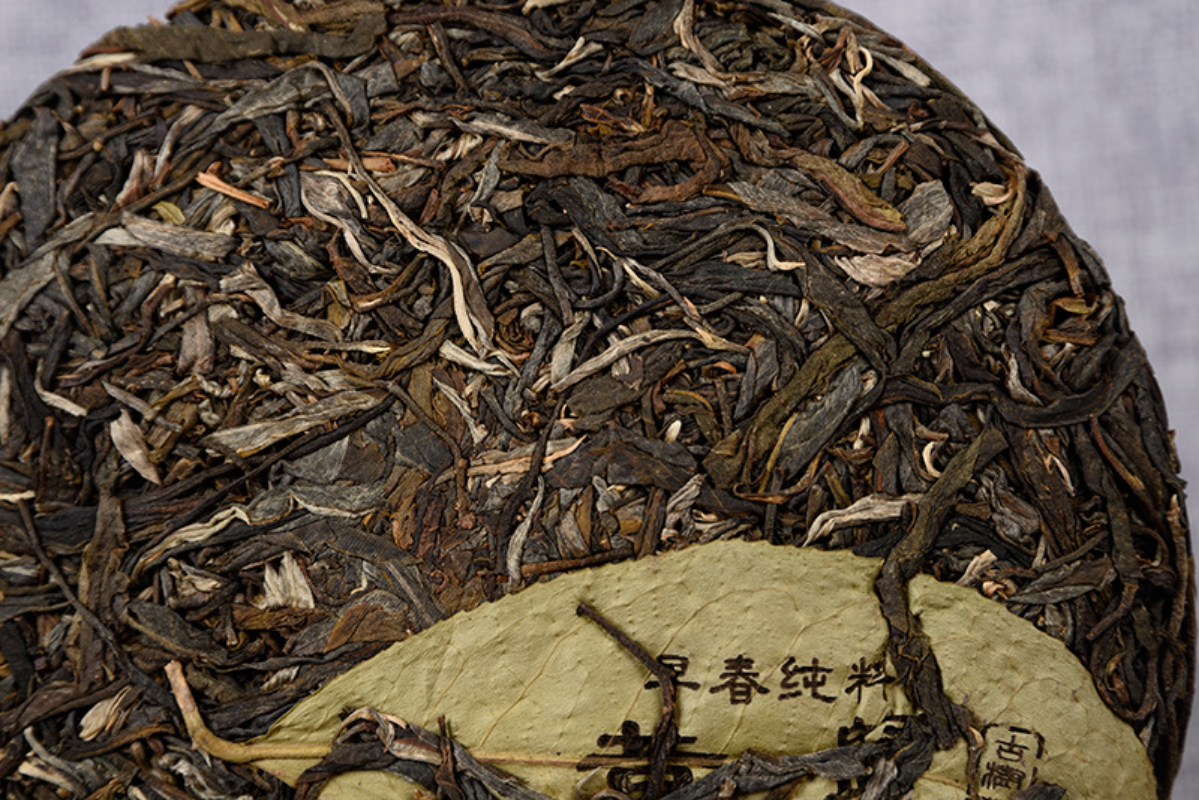 357g Yunnan Xigui raw cakes seven cakes tea first spring raw tea ancient tea