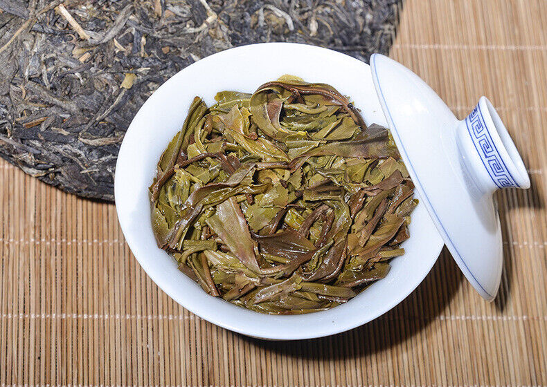 Pu'er Raw Tea Cake Old Tree Tea Pu'er Raw Tea Cake 357g Pu'er Raw Tea Cake