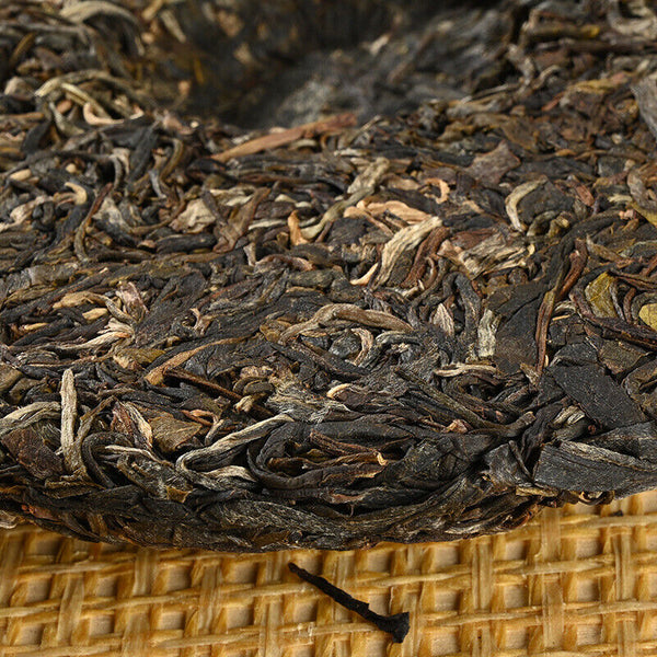 Yunnan Pu'er Tea Cake Banzhang Pu'er Raw Tea Pu'er Tea Cake 357g