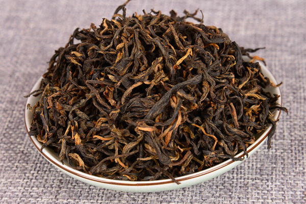 Yunnan Fengqing Black Tea Two Leaves Mao Feng Dian Hong Kung Fu Black Tea 500g