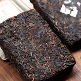 Yiwu Wild Tea Yunnan Ancient Tree Pu'er Tea Smoky Fragrance Raw Tea 300g