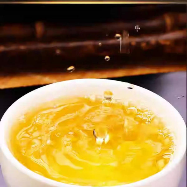 Premium Grade Yunnan - Originated 357g Mansong Golden - Leaf Pu'er Raw Tea