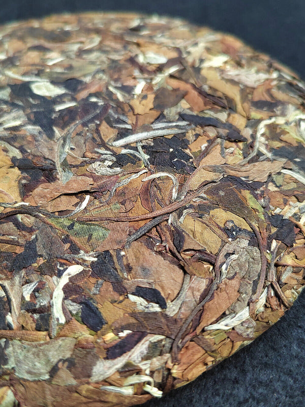 357g Yunnan white tea cake tea moonlight white Mengku Daxueshan tea leaves