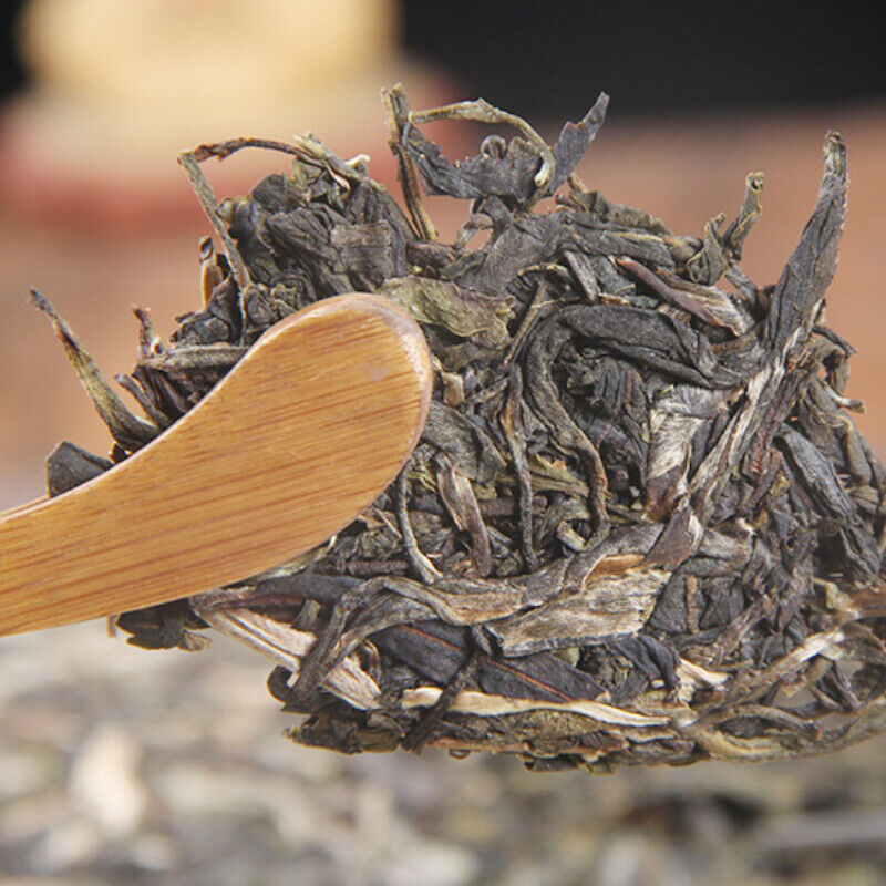Iceland tree raw tea cake spring tea pure sweet new teaMengku pure tea Pu-erh