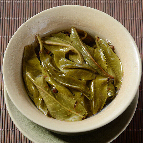High Quality Yunnan Pu'er Raw Tea Banzhang 100g Tea Cake