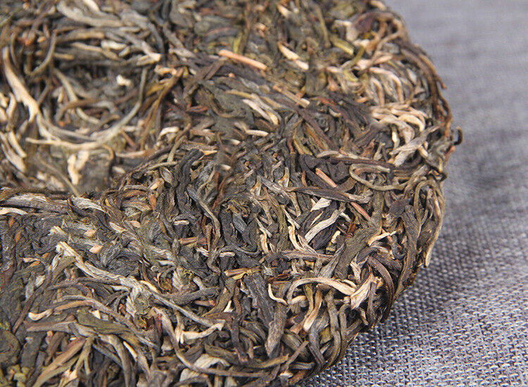 357g Yunnan Puer Raw Tea 普洱生茶 古六大茶山之首革登青饼早春古树茶生普357g