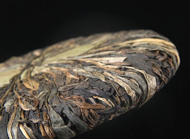 Pu'er Tea Daxueshan Ancient Tree Tea Bazi Tea Handmade Tea 400g Pu'er Raw Tea