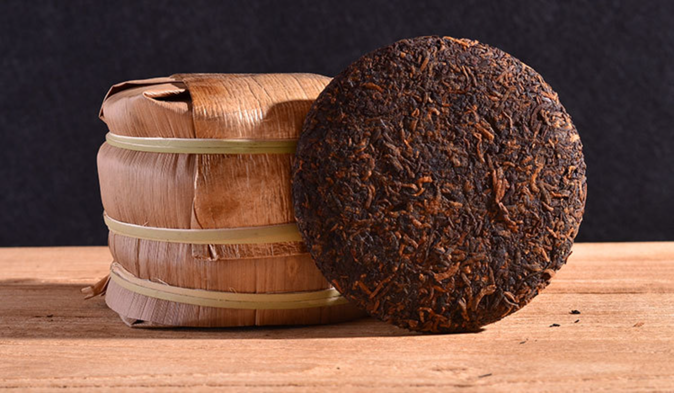 Yunnan Pu'er Ripe Tea Cake 100g Palace Small Cake Pu'er Tea