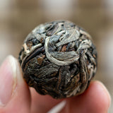 500g 8g chacun Yiwu Dragon Pearl Pu-erh Raw Tea Handmade Dragon Pearl Tuocha