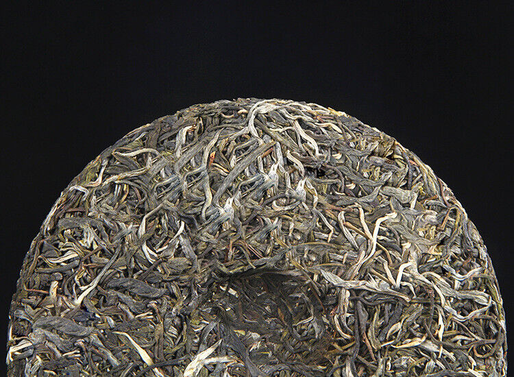 357g Old Tree Puerh Raw Tea Cake Menghai Black Tea 头春茶年传世印级 古树普洱茶生茶勐海黑茶密香