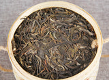 Natürlicher Bambus Korb Pu-erh Grüner Tee Top 500g Antiker Raw Pu'er Tee Kuchen