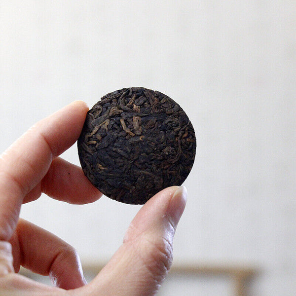 Iceland Mellow Jade Cake Bulk Yunnan Pu'er Tea Ancient Tree Ripe Tea Aged Tea.