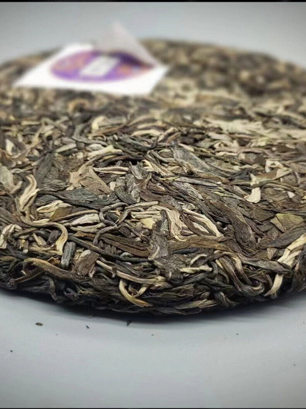 Yunnan Tea Girl Chai Puerh Tea Raw Tea 357g Ancient Tree Cake Tea