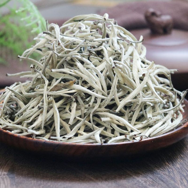 White Tea Baekho Silver Needle Spring Tea Pu'er Tea Ancient Tree Pure Material