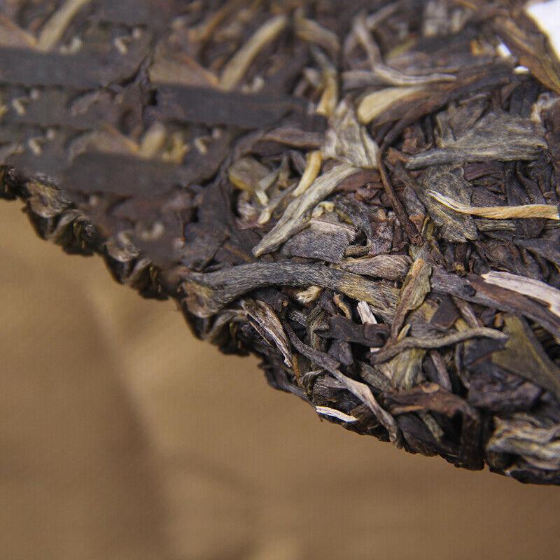 357gYunnan Jingmai Mountain Ecological Pu'er Raw Tea Cake of Exceptional Quality