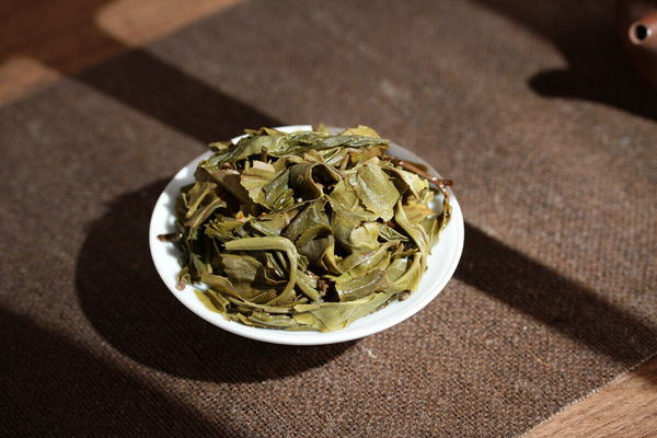 357g Yunnan Pu'er tea leaves arborvitae old tree Lao Ban Zhang raw  cake tea