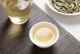 Pu'er raw tea white hair silver needle white hair single bud moonlight white tea