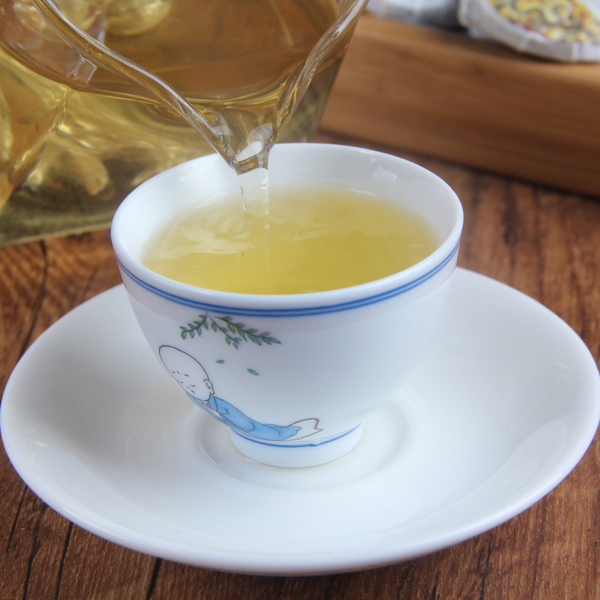 Spring Tea Ancient Tree Gold Cake Natural Ancient Tree Pu'er Cha Tea 500g/1.1lb