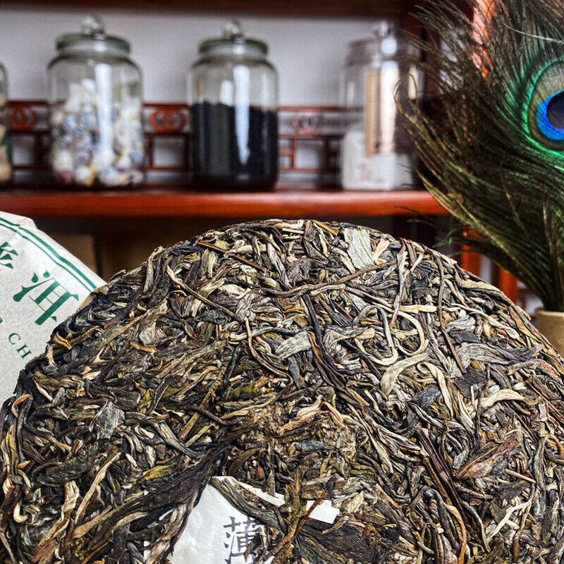 Yunnan Pu'er Tea Cake Raw Pu'er Tea Lao Banzhang Ancient Tree Tea 357g