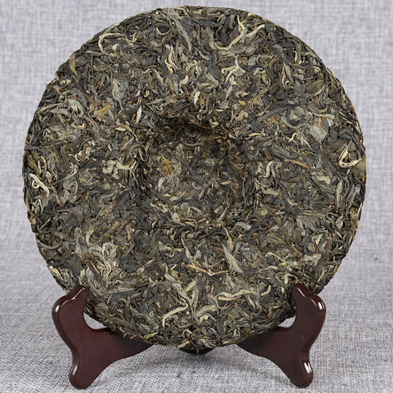 Early Spring Green Tea Yunnan Pu'er Tea Icelandic Ancient Tree Tea 357g