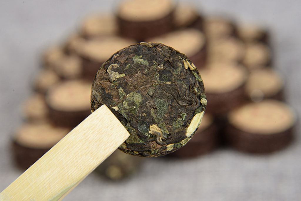 Yunnan Puerh Tea Strong Fragrant Small Jade Cake Glutinous Fragrant Ripe Tuo Tea